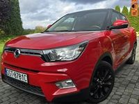 Używany Ssangyong (KGM) Tivoli Quartz 116 KM (85 kW) 2017 Czerwony SUV