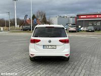 Używany VW Touran R 116 KM (85 kW) 2016 Biały Minivan