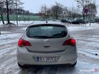 Używany Opel Astra 2011 Złoty Hatchback