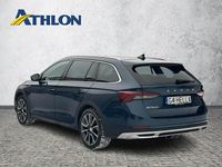 Używany Skoda Octavia 190 KM (139 kW) 2022 Niebieski (metalik) Kombi