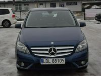 Używany Mercedes B180 122 KM (89 kW) 2012 Niebieski Minivan