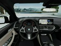 używany BMW X4 2dm 190KM 2022r. km
