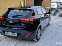 Używany Hyundai i30 110 KM (80 kW) 2016 Czarny (metalik) Hatchback