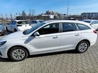 Używany Hyundai i30 160 KM (117 kW) 2023 Biały