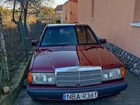 Używany Mercedes 190 1990 Sedan/Limuzyna