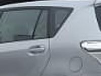 używany Toyota Verso niski przebieg