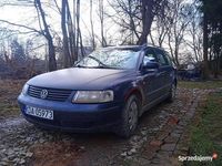 Używany VW Passat 2000 Granatowy Kombi