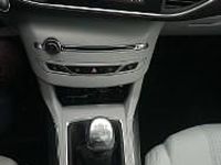 używany Peugeot 308 II kupiony w polskim salonie