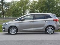 Używany Kia Carens 135 KM (99 kW) 2018 Zielony Minivan