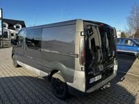 używany Opel Vivaro 2.5dm 135KM 2005r. 446 000km