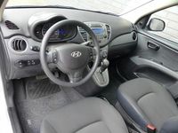 Używany Hyundai i10 2013 Żółtozłoty Hatchback