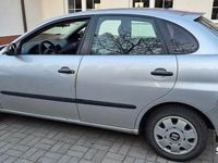 Używany Seat Ibiza 2004 Srebrny Hatchback