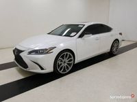 używany Lexus ES300 2.5dm 176KM 2021r. 7 000km