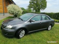 używany Toyota Avensis zadbana, bogato wyposazona