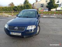 Używany VW Passat 2001 Granatowy Sedan/Limuzyna