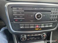 Używany Mercedes CLA180 2015 Srebrny Sedan/Limuzyna