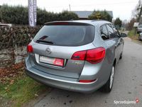 używany Opel Astra Astra1.6 Benz 115KM Kombi 178 tys Po O... Astra1.6 Benz 115KM Kombi 178 tys Po O...