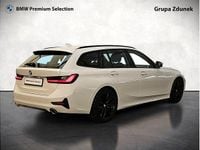 Używany BMW 320 Shadowline 190 KM (139 kW) 2021 Biel alpejska Kombi