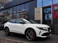 Nowe Alfa Romeo Junior Veloce 205 kW (280 KM) 2025 Lakier pastelowy biały z czarnym dachem  sempione SUV