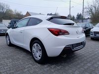 używany Opel Astra 1.4dm 140KM 2013r. 127 570km