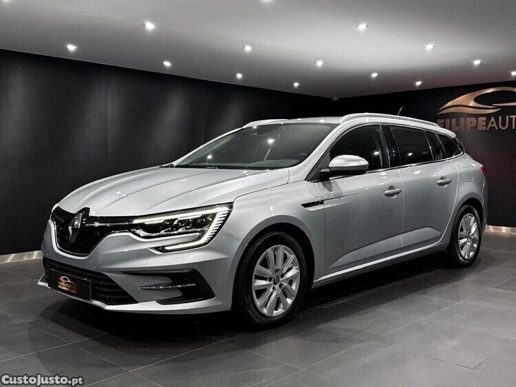 Cinza Usado 2021 Renault Mégane IV Zen Carrinha | € 17.900 (Preço justo) - Imagem 1/1