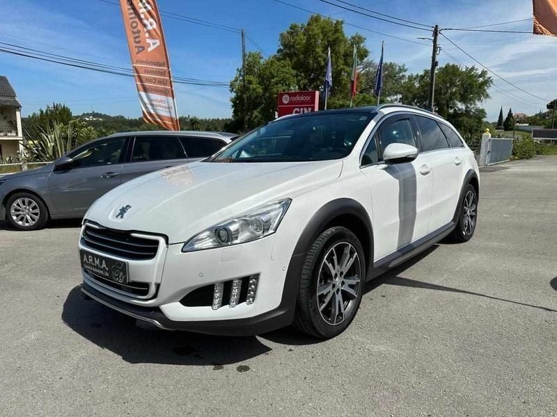 Branco Usado 2014 Peugeot 508 RXH Carrinha | € 14.990 (Preço elevado) - Imagem 1/4