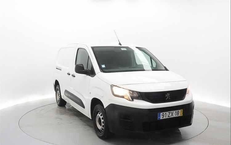 Branco Usado 2020 Peugeot Partner Monovolume | € 13.500 (Bom preço) - Imagem 1/2