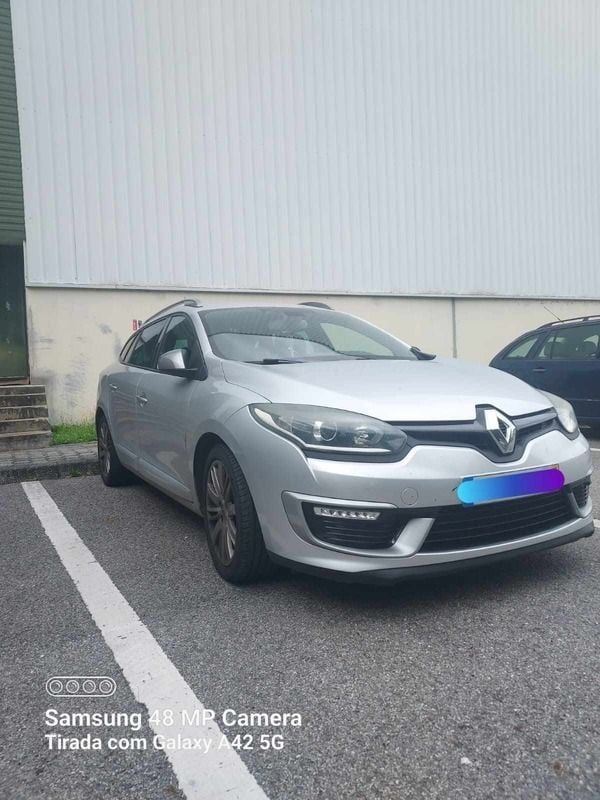 Cinzento Usado 2015 Renault Mégane GrandTour Carrinha | € 10.500 - Imagem 1/4