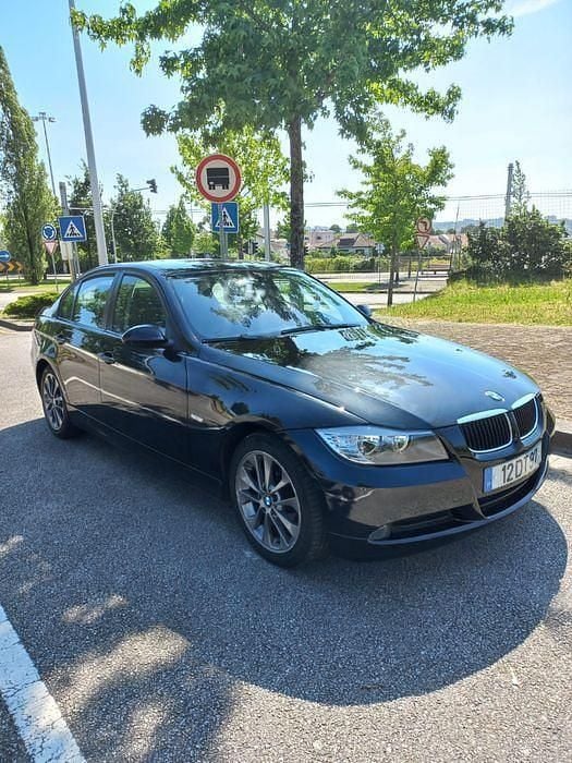 Usado 2007 BMW 320 Sedan | € 8.000 (Preço justo) - Imagem 1/4
