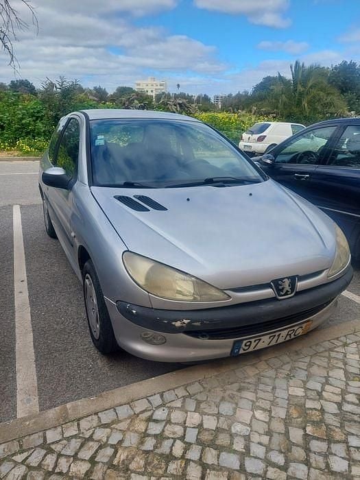 Usado Peugeot 206 60 HP (44 kW) 2001