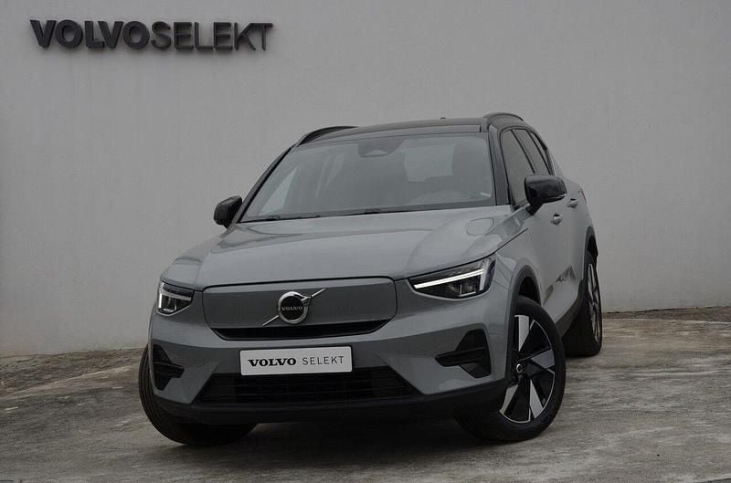 Cinza Usado 2024 Volvo XC40 Plus SUV | € 45.200 (Preço justo) - Imagem 1/4