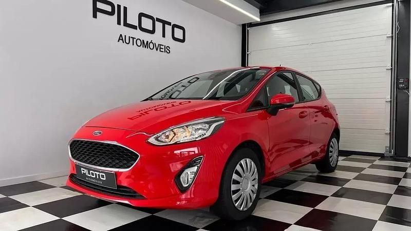 Vermelho Usado 2018 Ford Fiesta Business Edition Citadino | € 11.990 (Caro) - Imagem 1/4