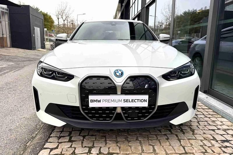 Usado BMW i4 Shadowline 210 kW (286 HP) 2023 Branco Sedan