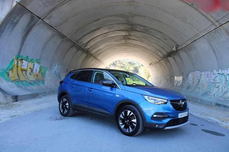 Usado Opel Grandland X 130 HP (95 kW) 2021 Azul SUV