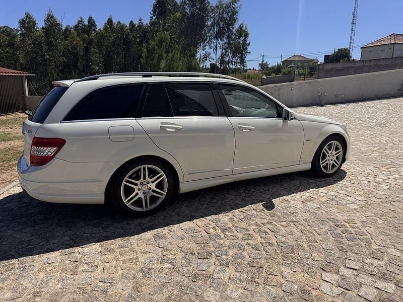 Usado Mercedes C250 AMG 204 HP (150 kW) 2010 Sedan