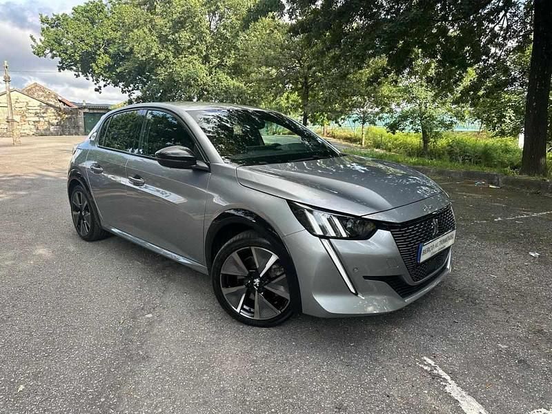 Cinza Usado 2020 Peugeot e-208 GT-line Citadino | € 17.990 (Preço elevado) - Imagem 1/4
