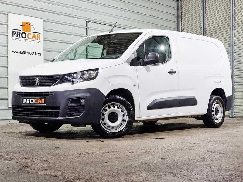 Branco Usado 2020 Peugeot Partner Monovolume | € 11.900 (Bom preço) - Imagem 1/4