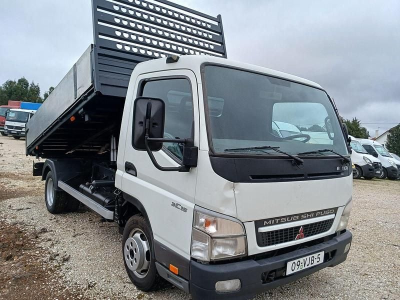 Branco Usado 2007 Mitsubishi Canter Carrinha | € 16.500 (Super Preço) - Imagem 1/4