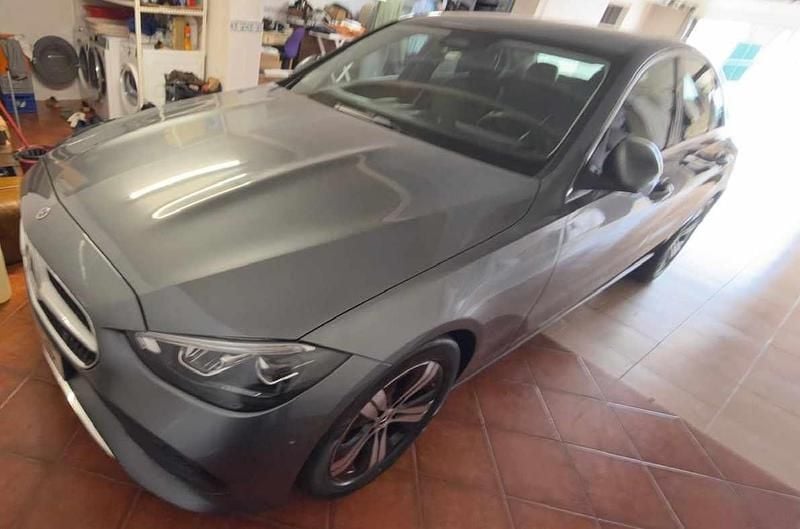 Usado Mercedes C220 200 HP (147 kW) 2021 Cinzento Sedan