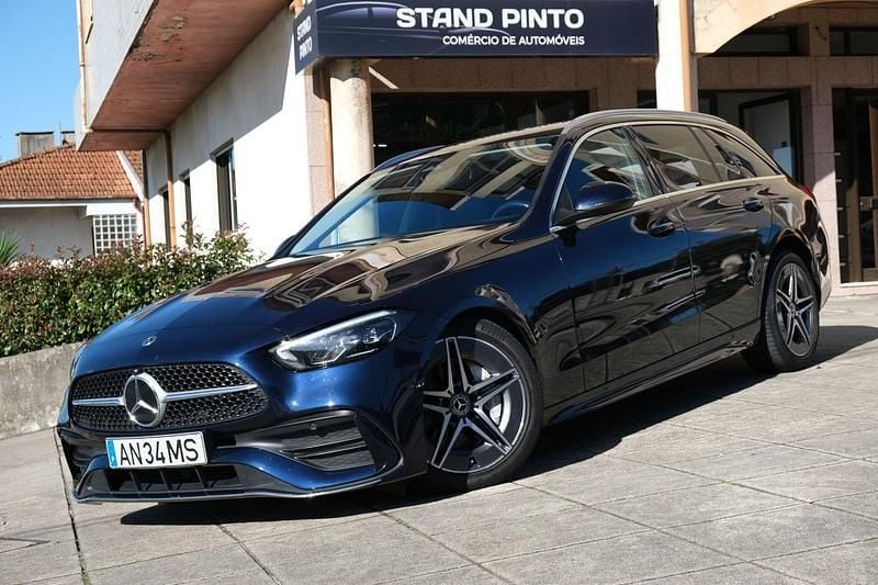 Azul Usado 2022 Mercedes C200 AMG line Carrinha | € 32.950 - Imagem 1/4