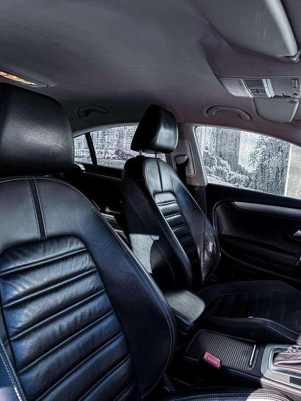 Usado VW Passat 140 HP (102 kW) 2010 Preto