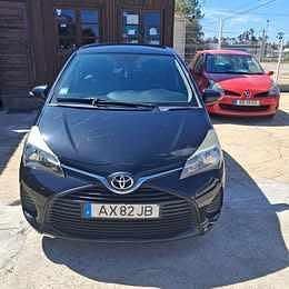 Preto Usado 2015 Toyota Yaris | € 8.950 (Bom preço) - Imagem 1/4