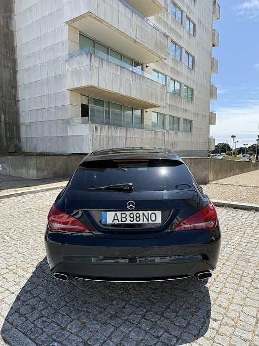Usado Mercedes CLA180 Shooting Brake 109 HP (80 kW) 2016 Carrinha