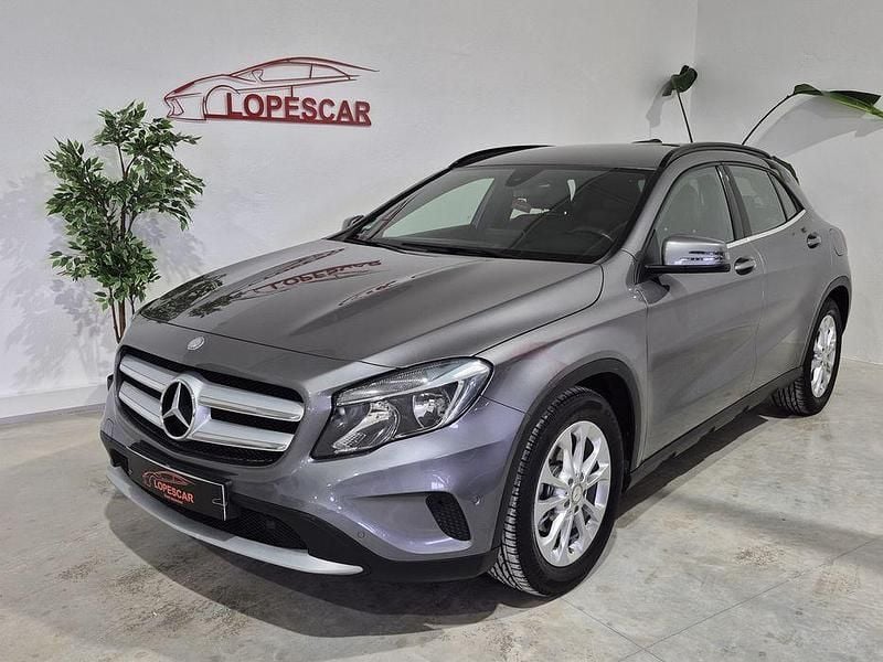Usado 2016 Mercedes GLA200 SUV | € 20.750 (Preço justo) - Imagem 1/4