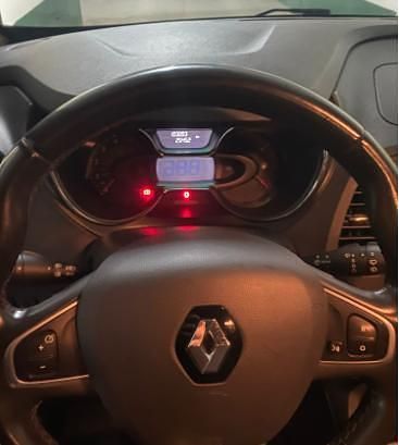 Usado Renault Captur 110 HP (80 kW) 2017 Cinzento SUV