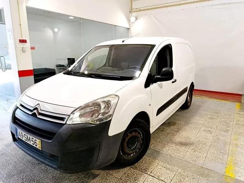 Branco Usado 2017 Citroën Berlingo Monovolume | € 8.990 (Super Preço) - Imagem 1/4