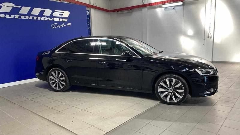 Usado Audi A4 163 HP (119 kW) 2021 Preto Sedan