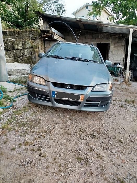 Usado 2003 Mitsubishi Space Star Sedan | € 1.500 - Imagem 1/4