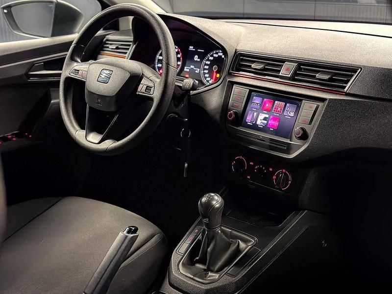 Usado Seat Ibiza Style 95 HP (69 kW) 2019 Cinza