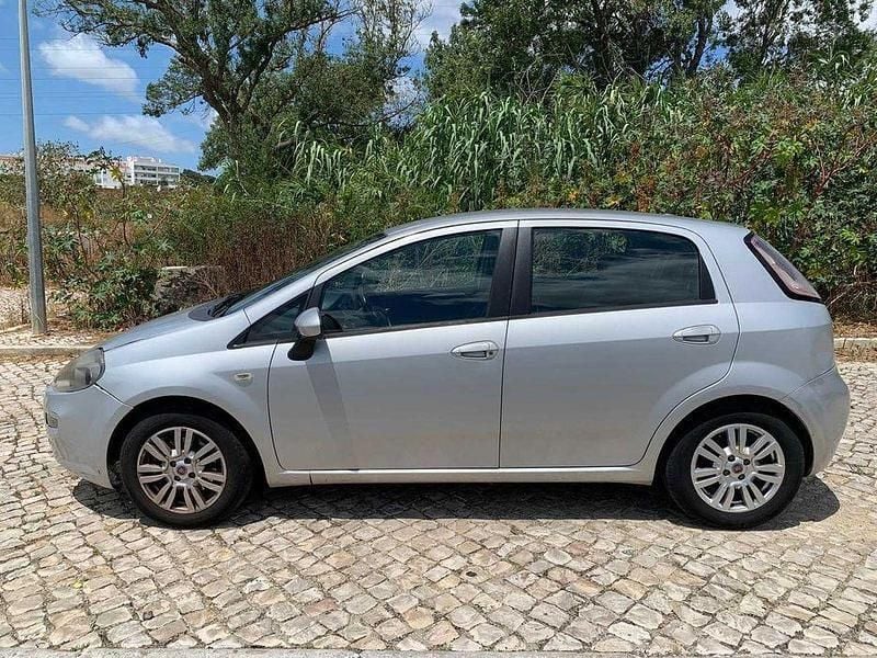 Usado 2012 Fiat Punto Citadino | € 3.990 (Bom preço) - Imagem 1/4